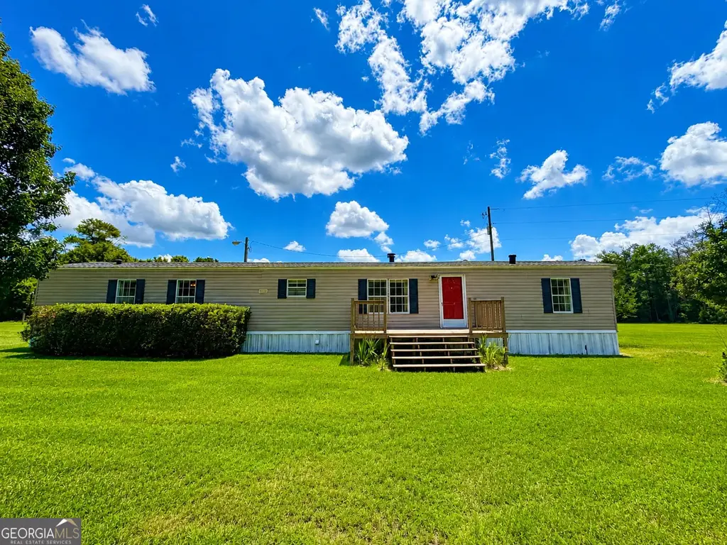 2449 H B Dixon Road, Sparta