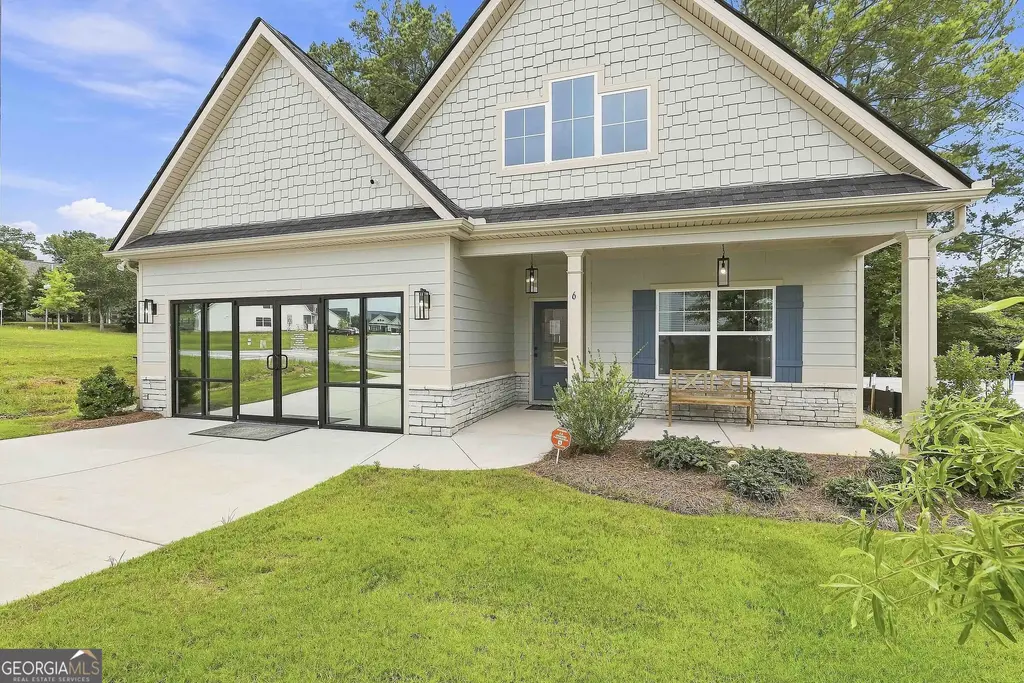 6 Burwick Court 2, Newnan