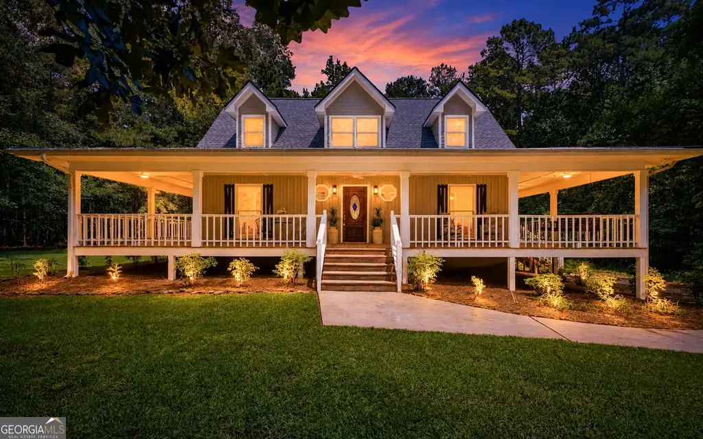 421 S Mount Carmel Road, McDonough