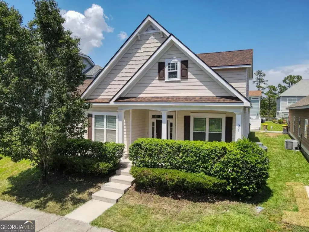 227 Clearwater Circle, Port Wentworth
