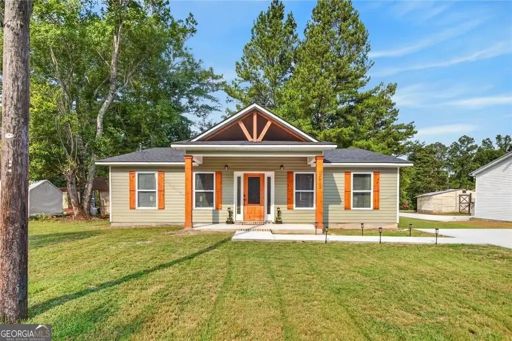 903 B Poplar Street, Guyton