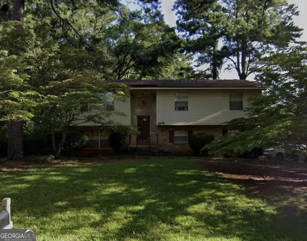 475 Valenti Court, Riverdale