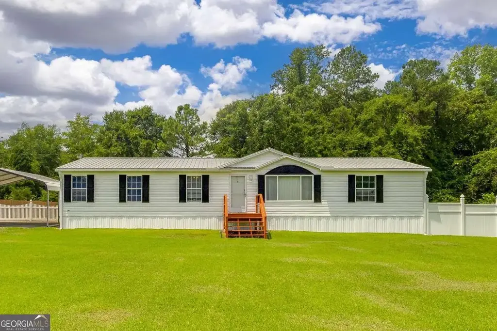 769 Log Landing Road, Springfield