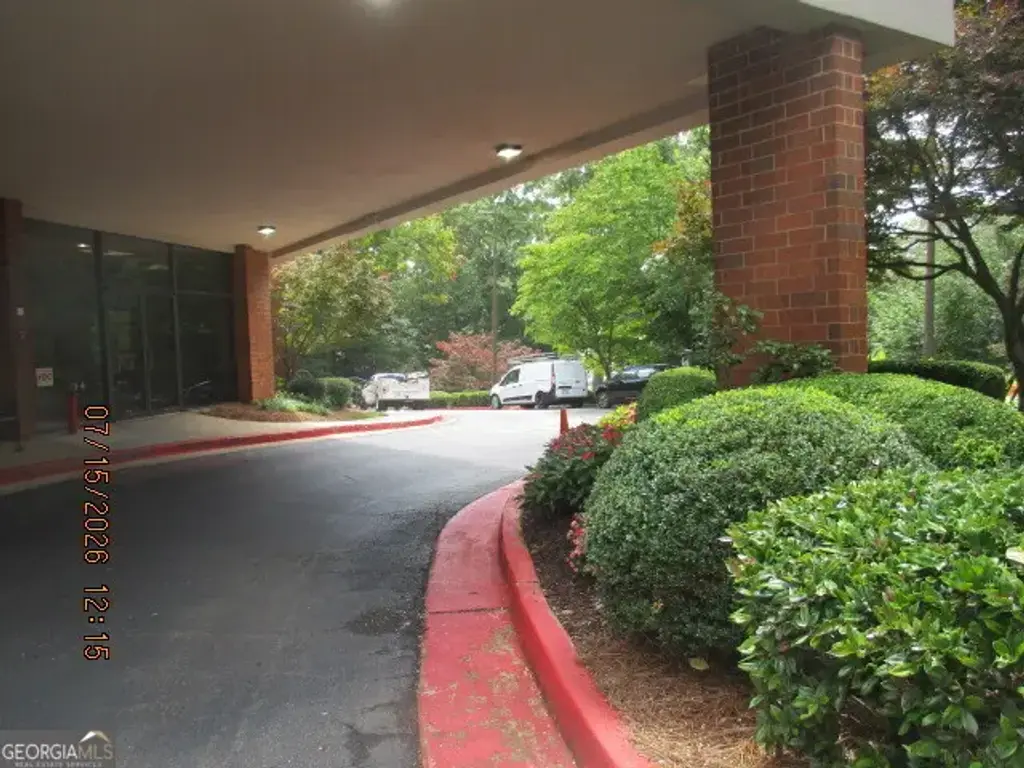 300 Johnson Ferry Road B113, Sandy Springs