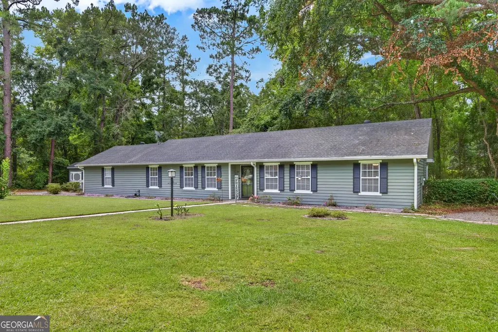 901 Queens Court, Hinesville