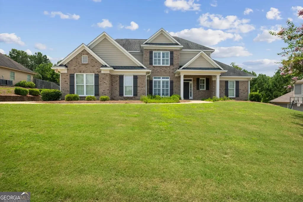 7103 Bridgemill Drive, Columbus