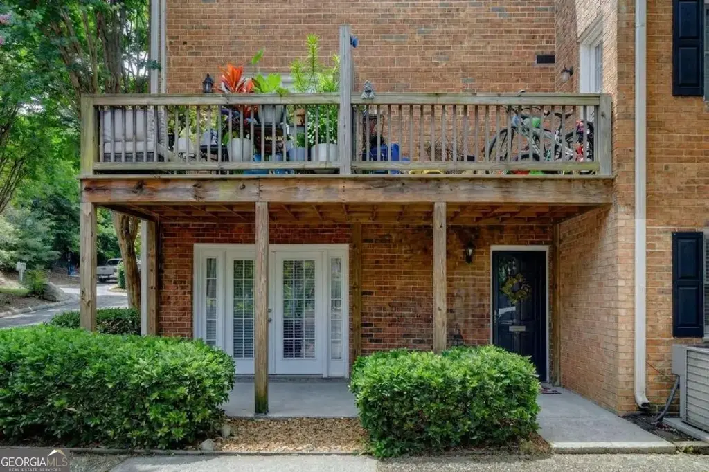 6520 Roswell Road 30, Sandy Springs