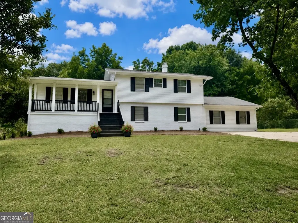 1535 Lake Jodeco Road, Jonesboro