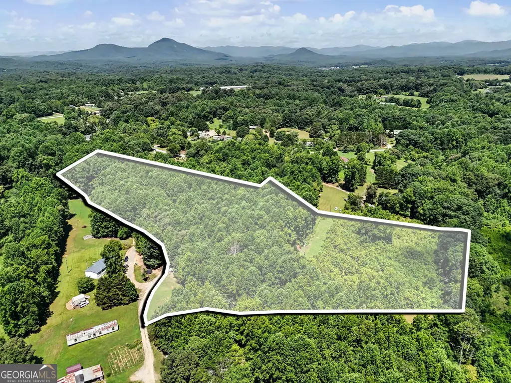 422 Fair Valley Road, Demorest