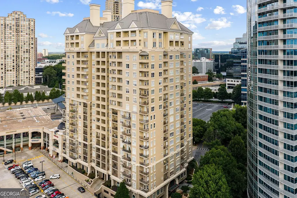 3334 Peachtree Road Ne 1001, Atlanta