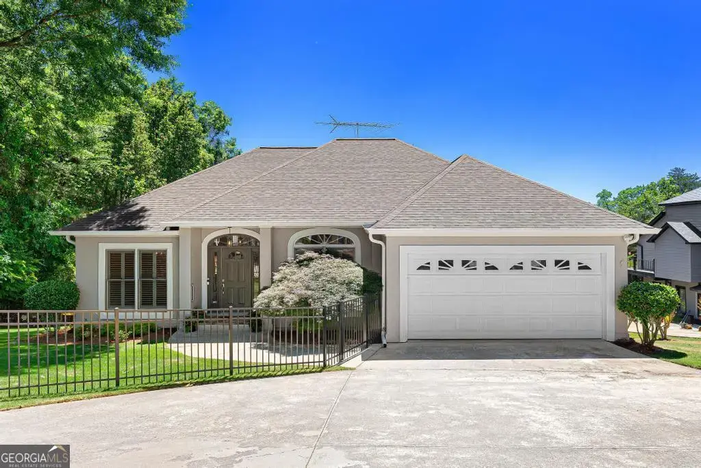 166 Knox Circle, Lavonia