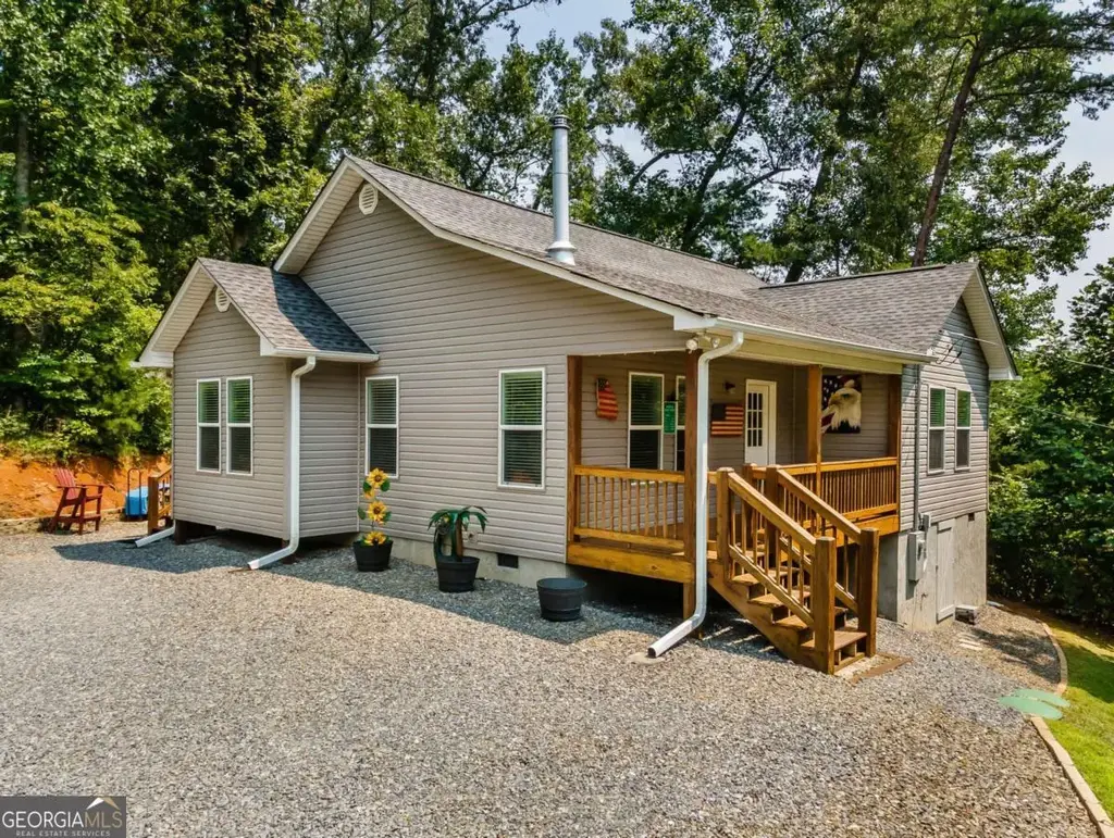 216 Hideaway Road, Morganton