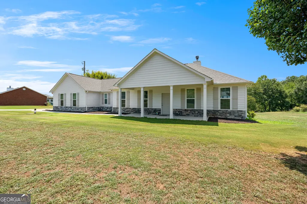 293 High Falls Road, Jackson