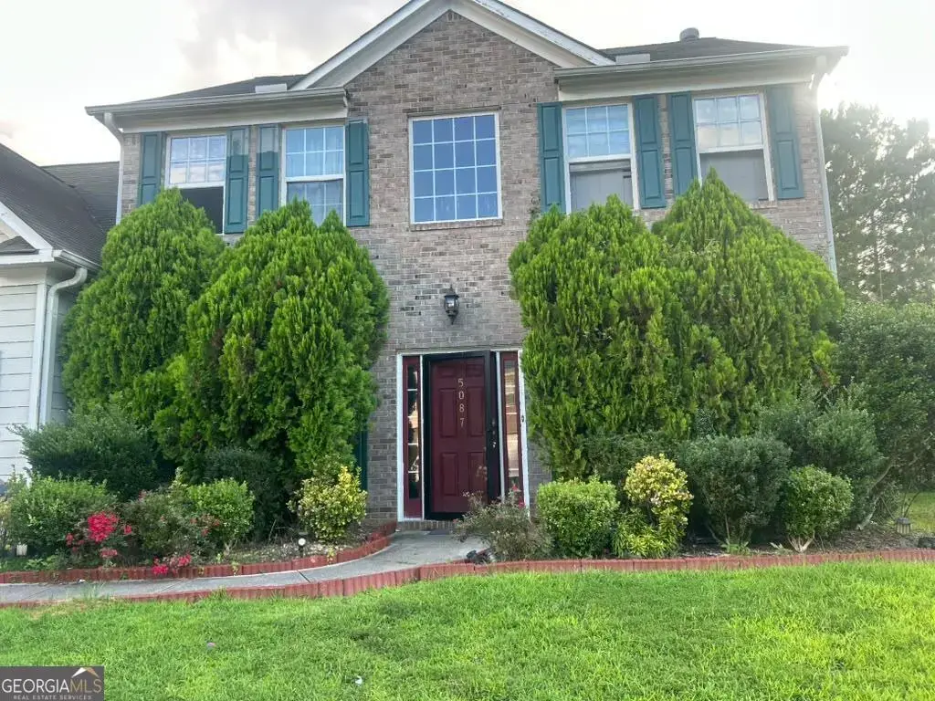 5087 Upper Elm Street, Atlanta