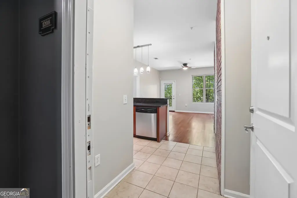 870 Mayson Turner Road Nw 1208, Atlanta