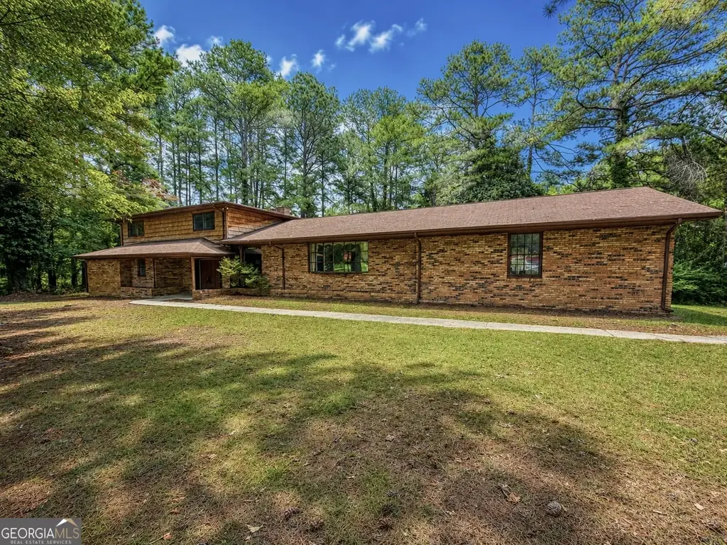 2286 Ne Dawnville Beaverdale Road, Dalton