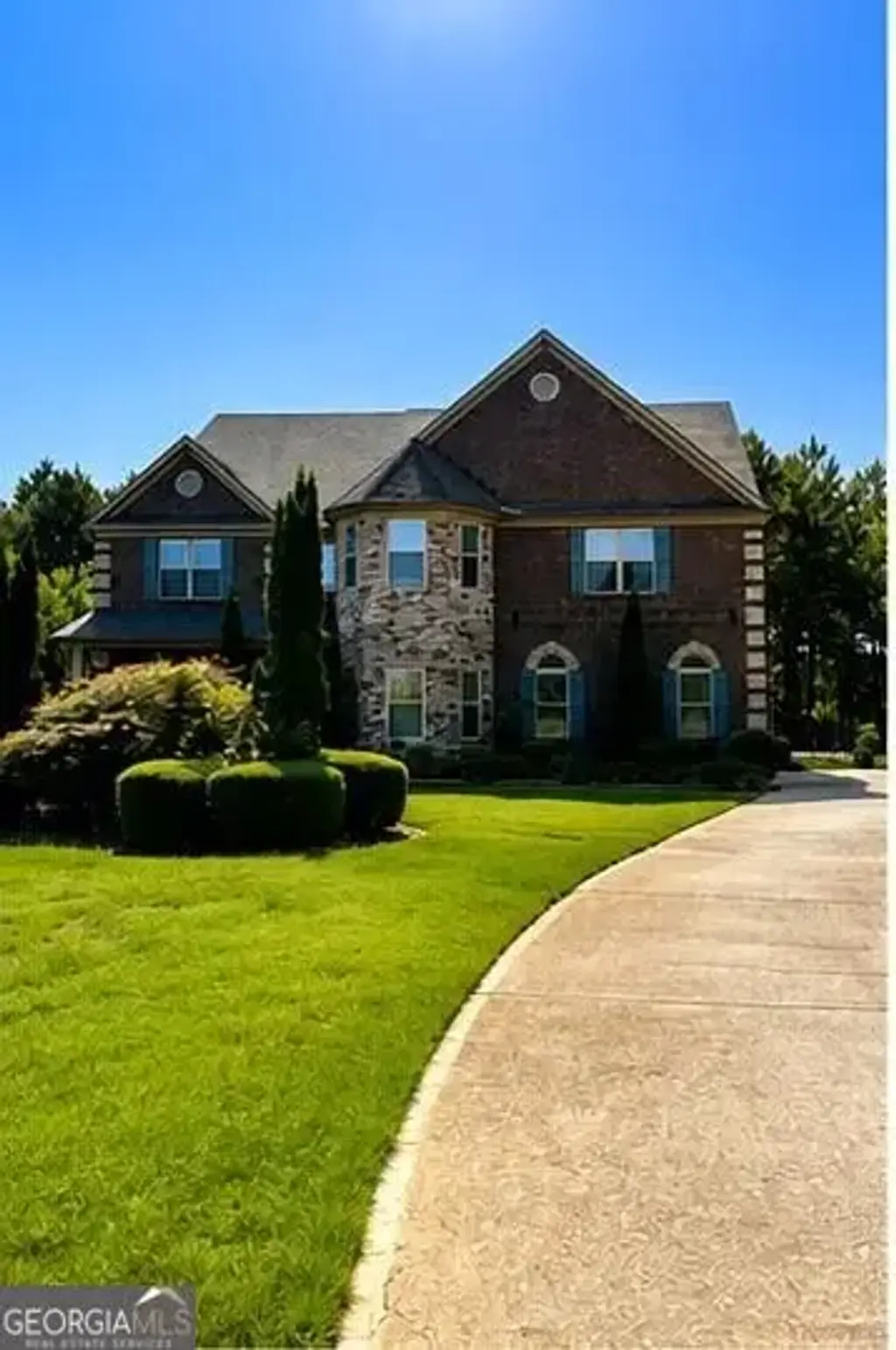 2202 Golden Eagle Drive, Locust Grove