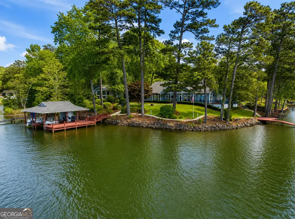 275 Lee Road 897, SALEM