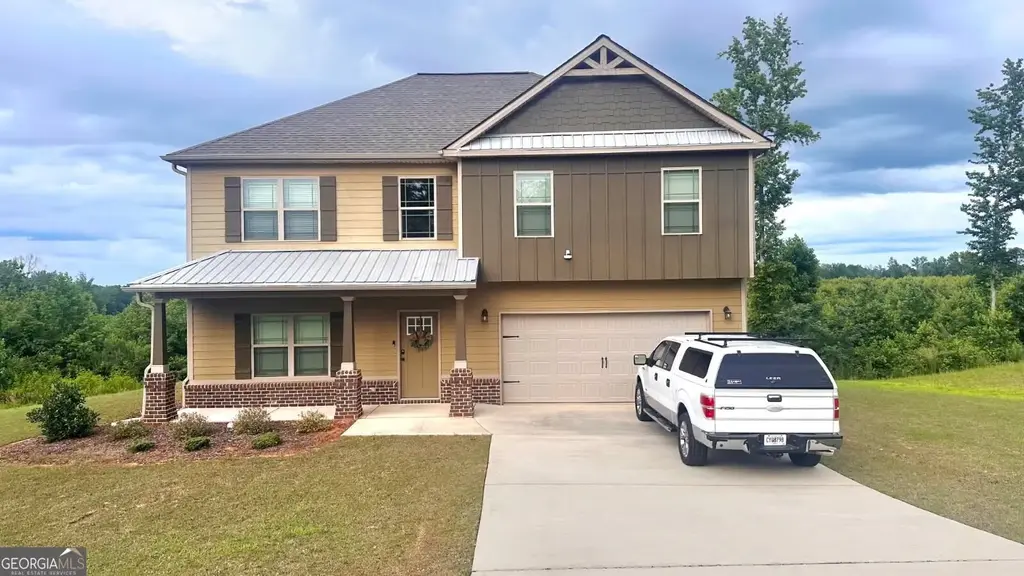 1206 Coldwater Court, Griffin