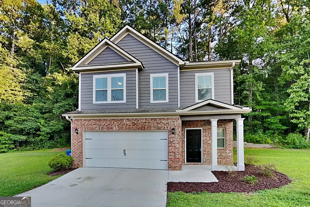 135 Obsidian Way, South Fulton