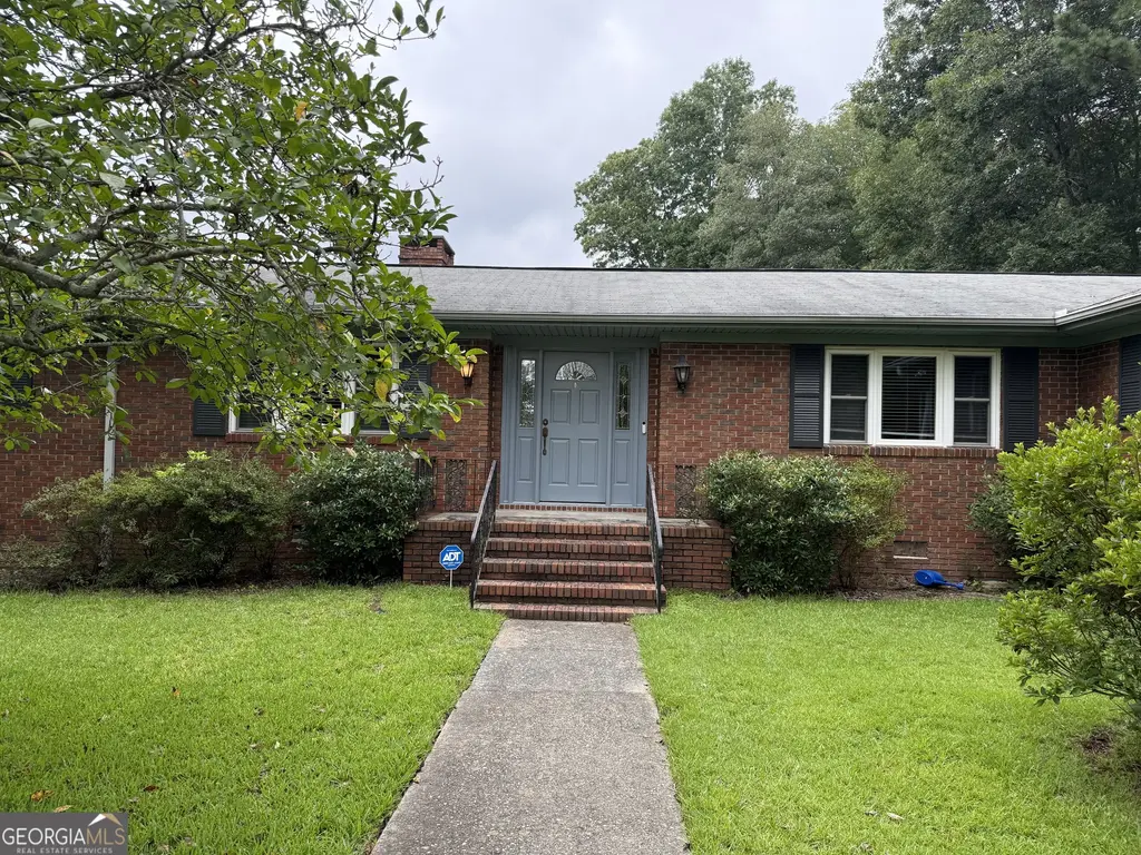 1406 Maplewood Drive, Macon