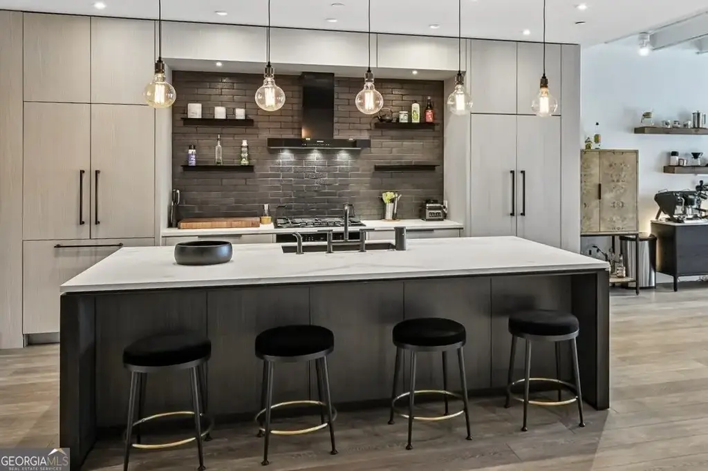 805 Peachtree Street Ne 501, Atlanta