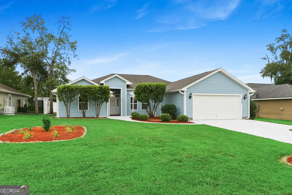 234 Hide Away Lake Drive, Kingsland