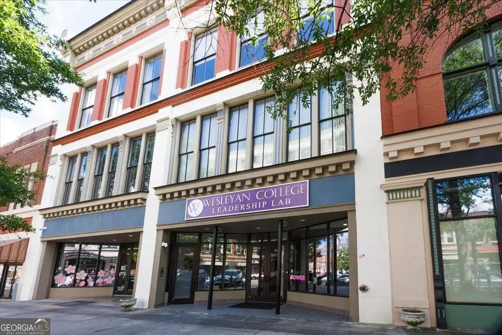 522 Cherry Street Apt 101, Macon
