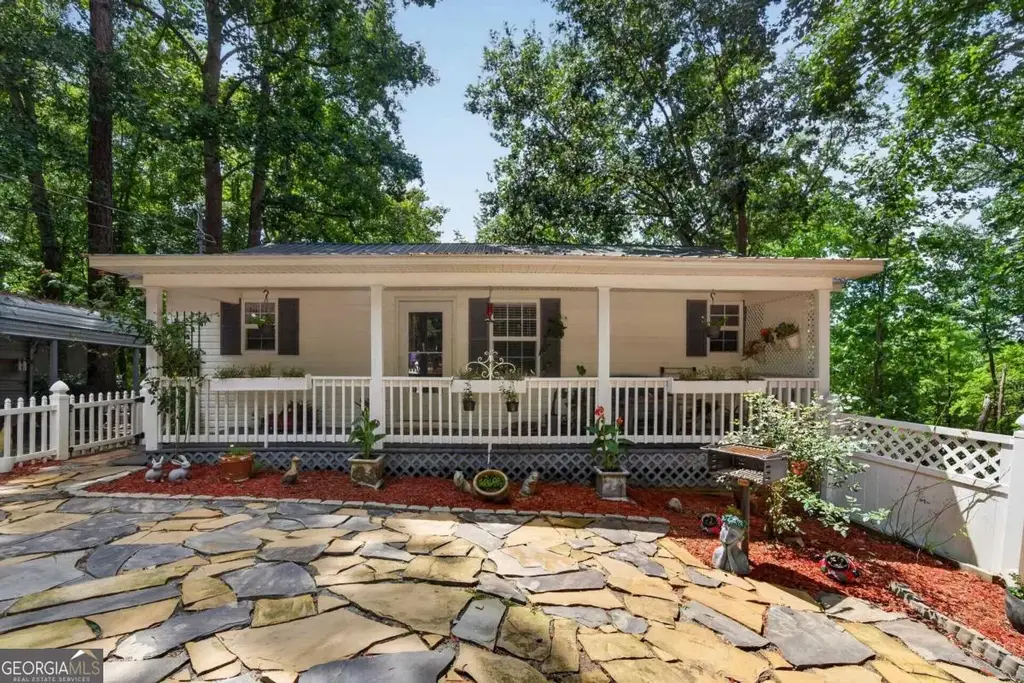120 Sunset Drive, Eatonton