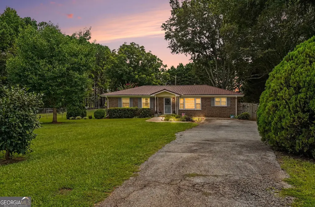 4074 Newnan Road, Griffin