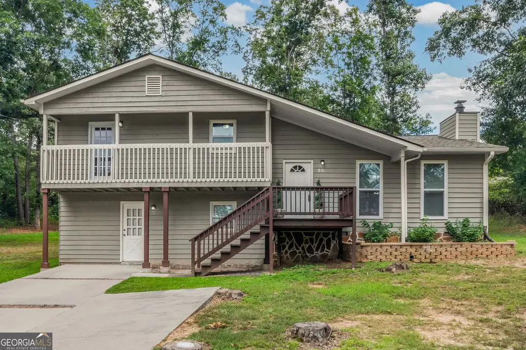 25 Hearthstone Drive, Newnan