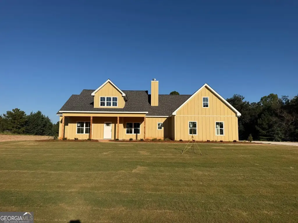 681 Pine Grove Church Road, Culloden