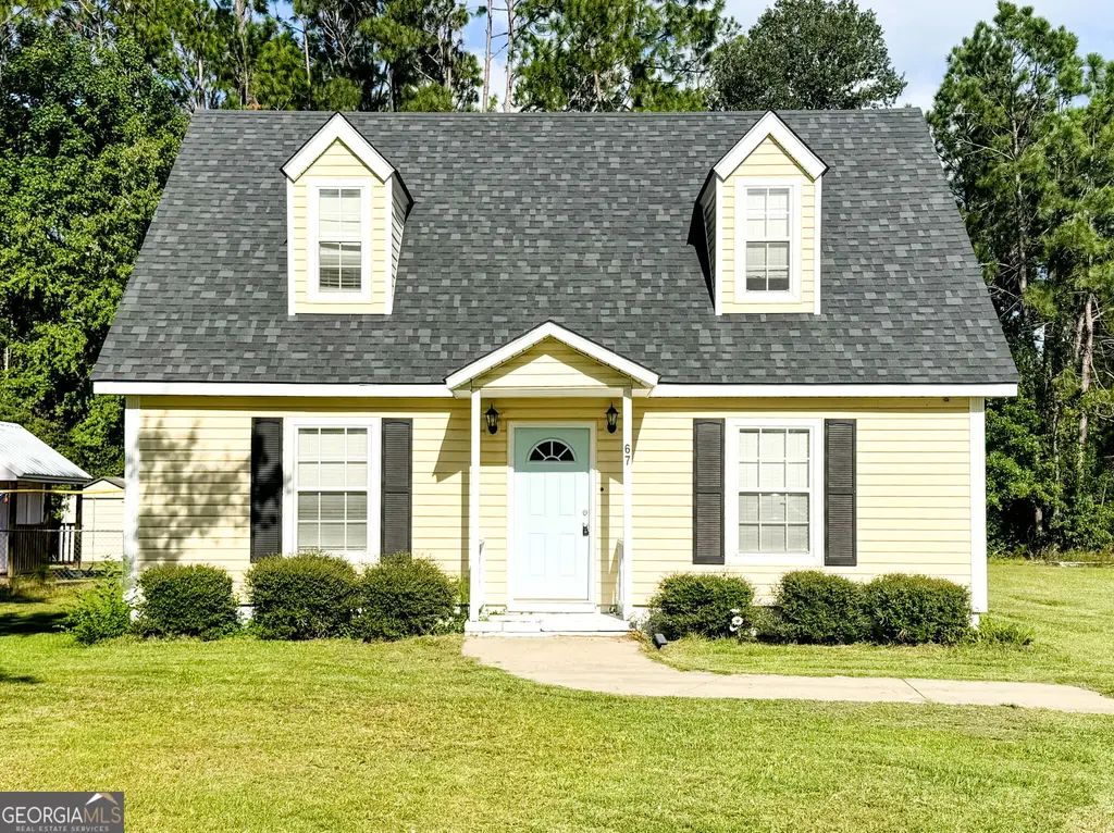 67 Charlton, Hazlehurst