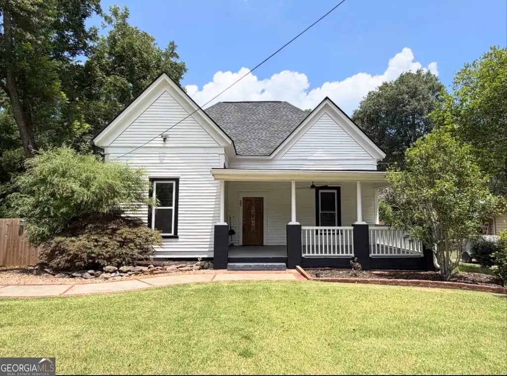 27 Carmichael Street, McDonough