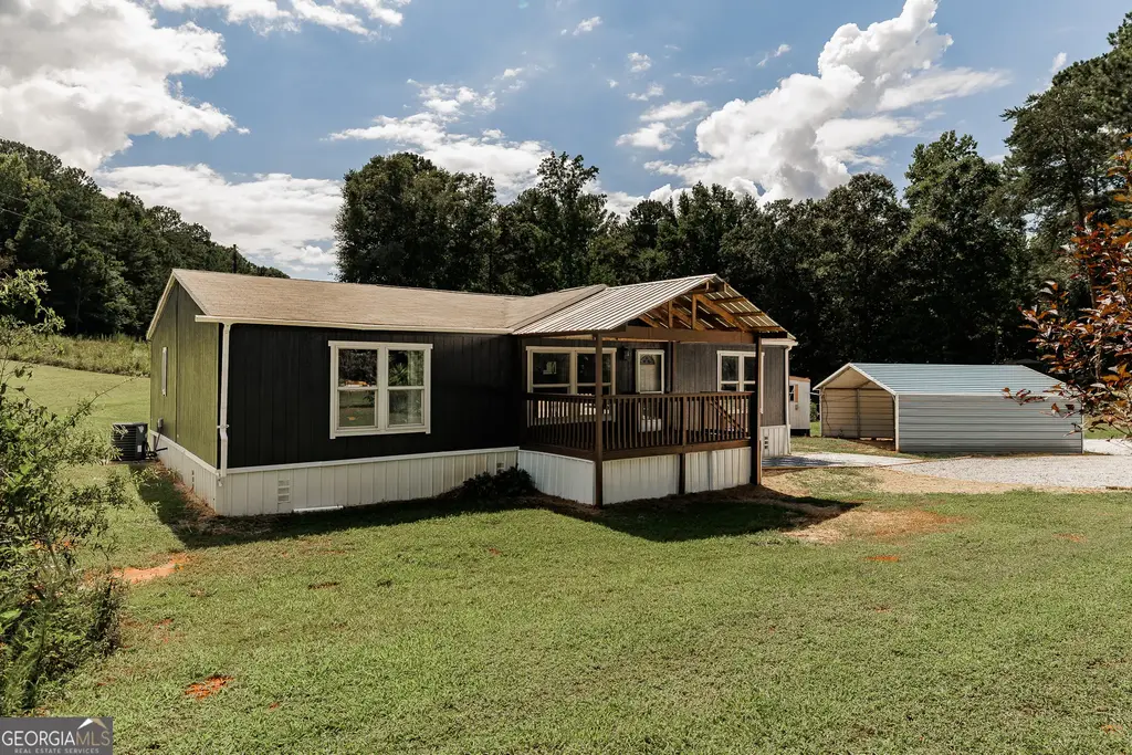 1637 Young Harris Road, Danielsville