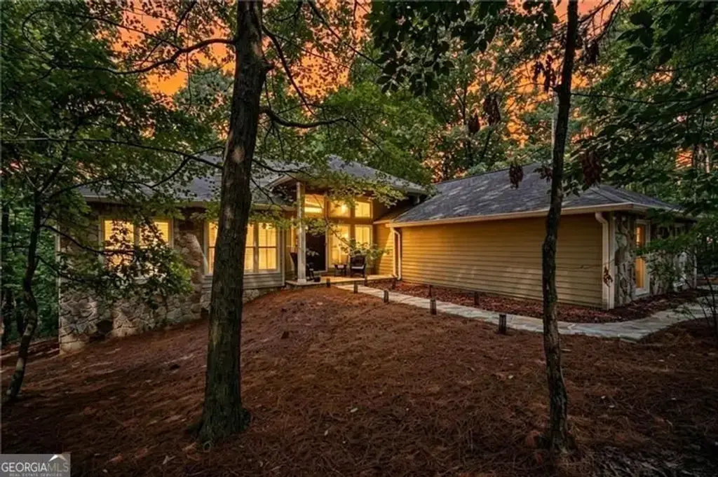 523 Cherokee Trail, Big Canoe