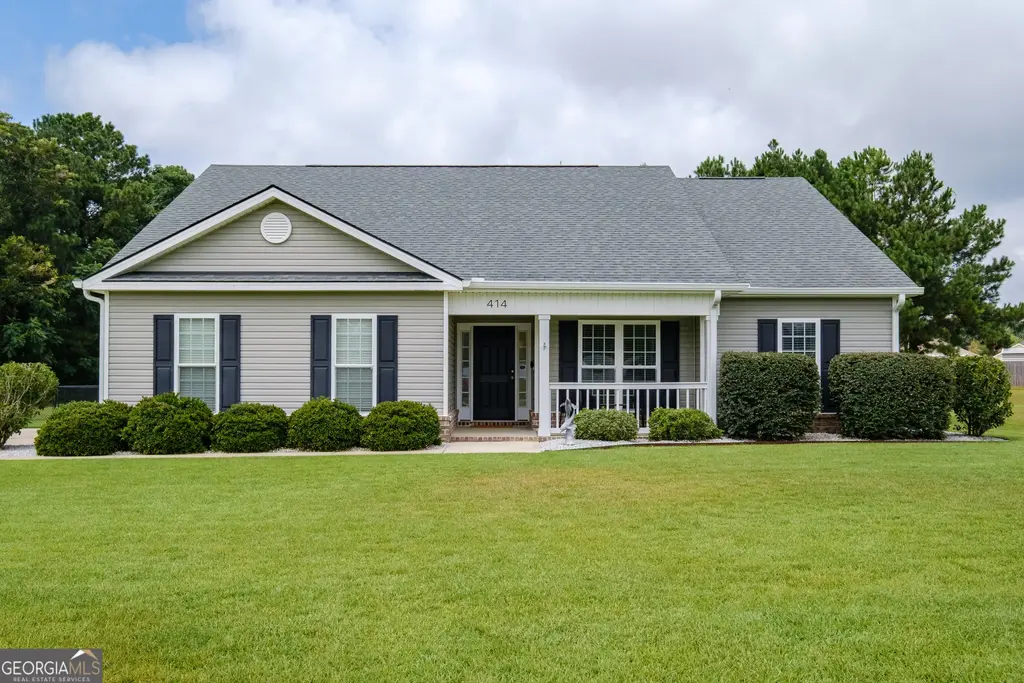 414 Small Pond Lane, Statesboro