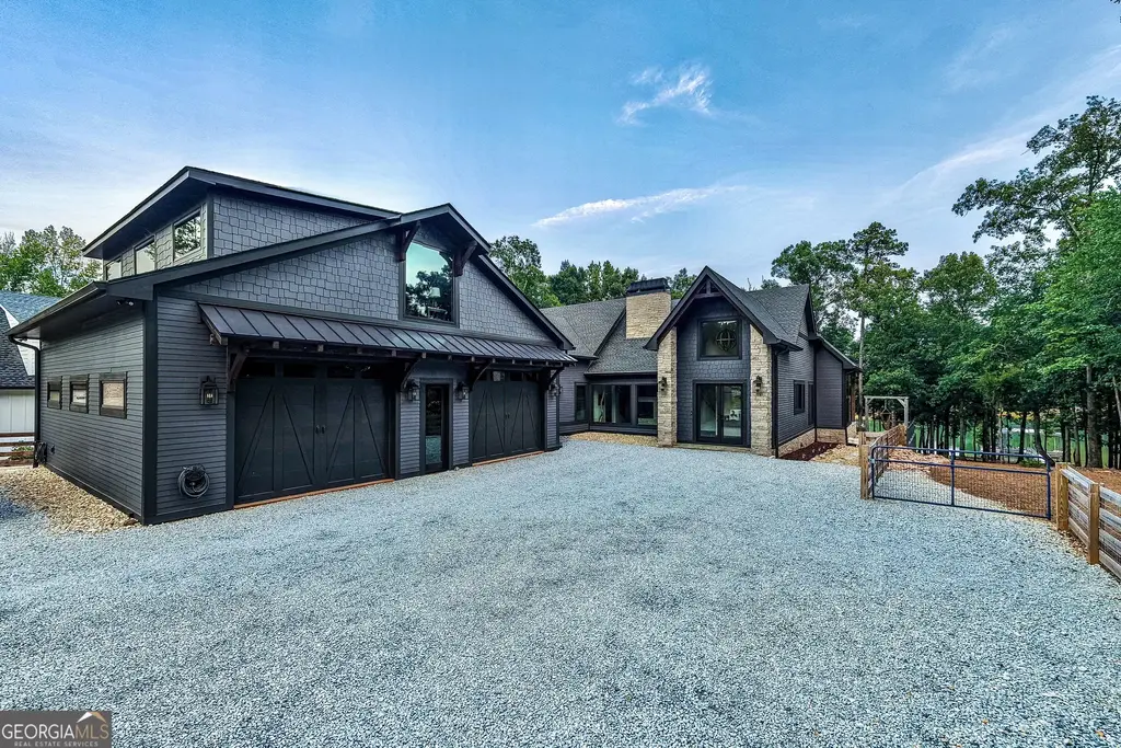 215 Carlota Way, Hartwell