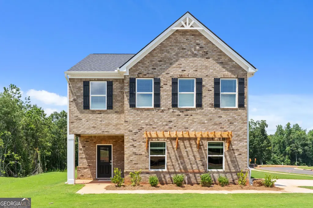 252 Spring Lake Drive, Palmetto