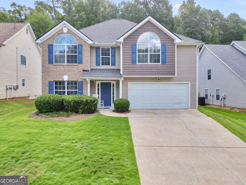 81 Saint Charles Place, Sharpsburg