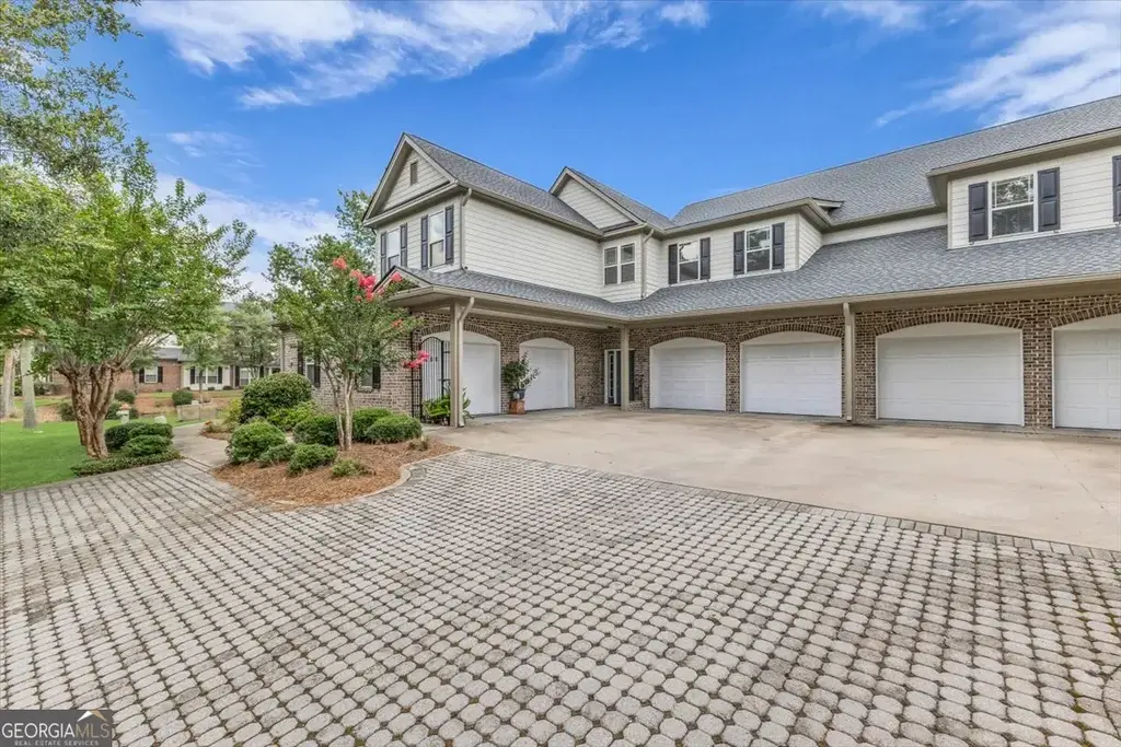1003 River Oaks Drive, Richmond Hill