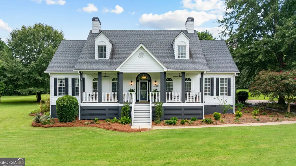 10 Highland Park Drive, Sharpsburg