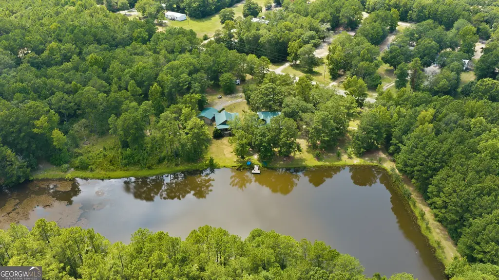 123 Anchor Point, Cochran
