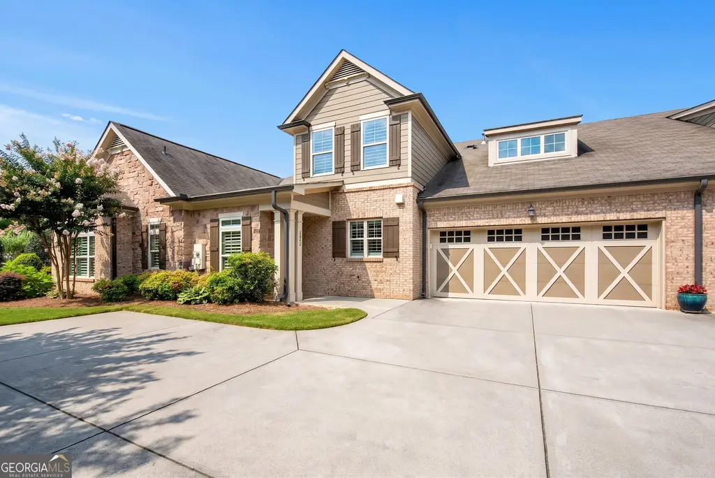 2842 Middlecreek Way 1602, Cumming