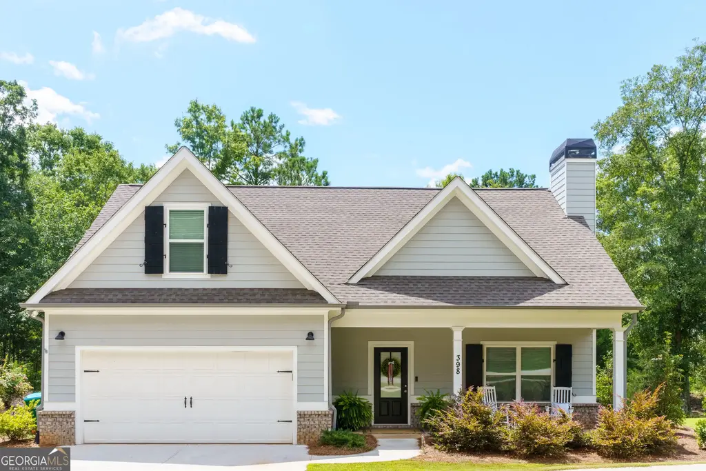 398 Sunset Drive, Statham