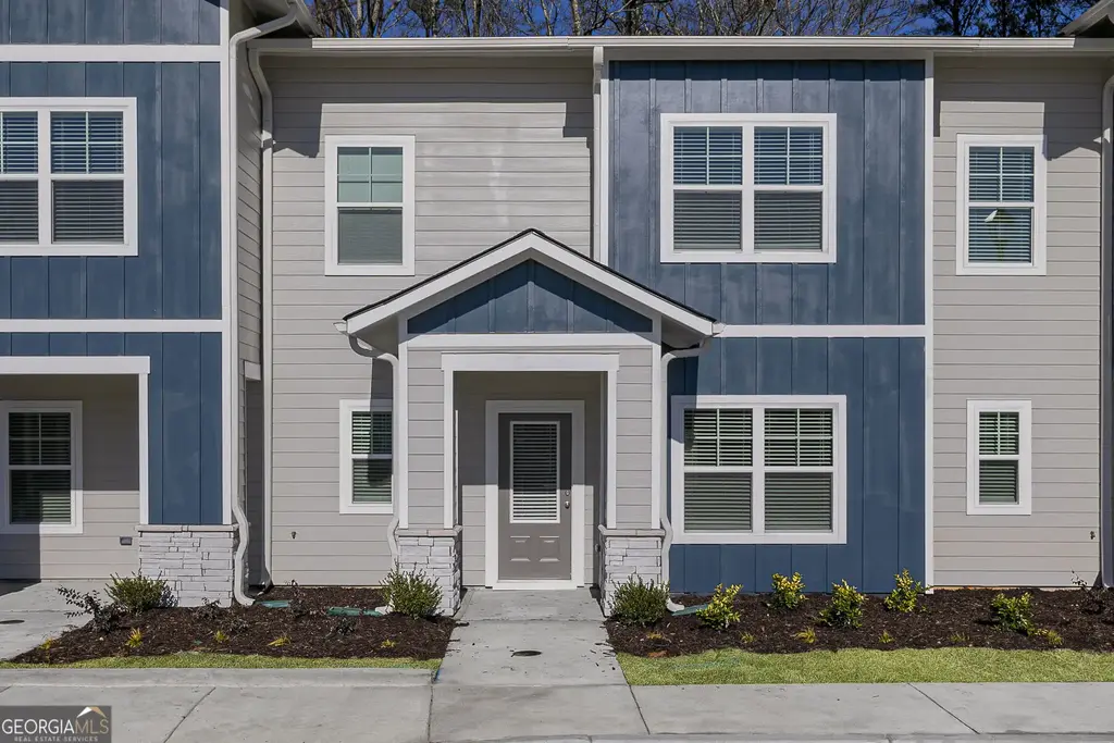 208 Rooker Drive, Lagrange