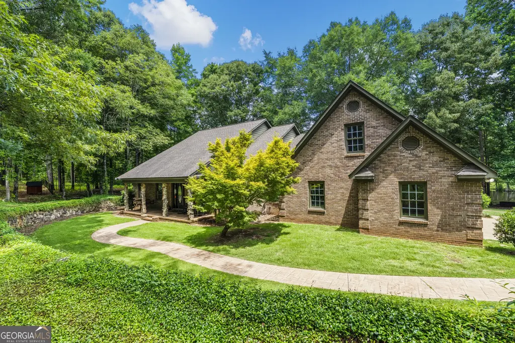 877 Mckee Road, Waverly Hall