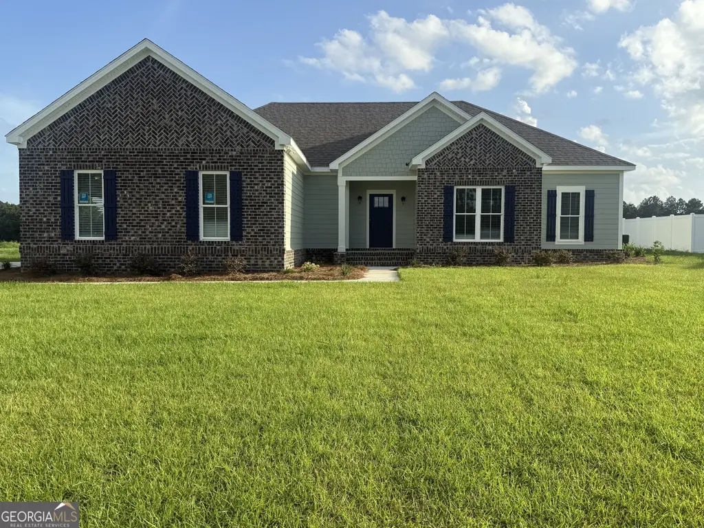 120 Pin Oak Lane, Statesboro