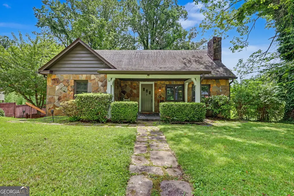 681 Old 441 S, Clayton