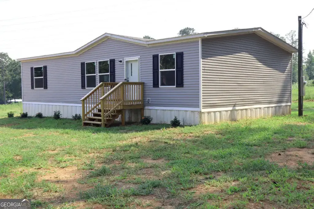 261 Willow Drive, Sparta